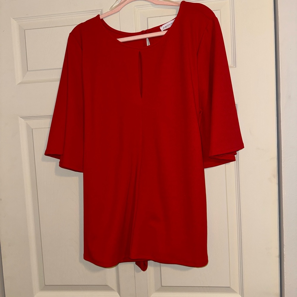 Red top plus NWOT